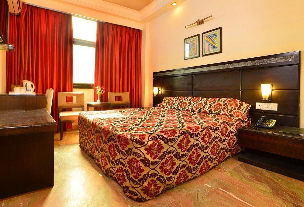 Hotel Shanti Palace West Patel Nagar New Delhi Exterior photo